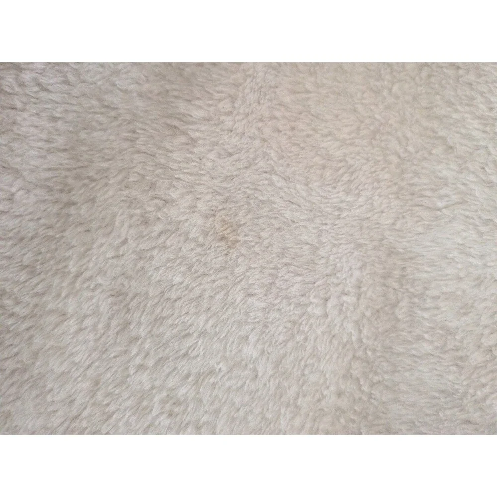 Olli & Lime Plush Polar Bear Hooded Towel
